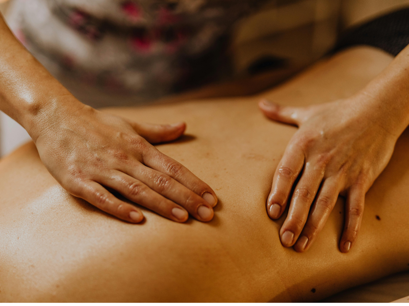 shizuki-warm-hands-slow-massage